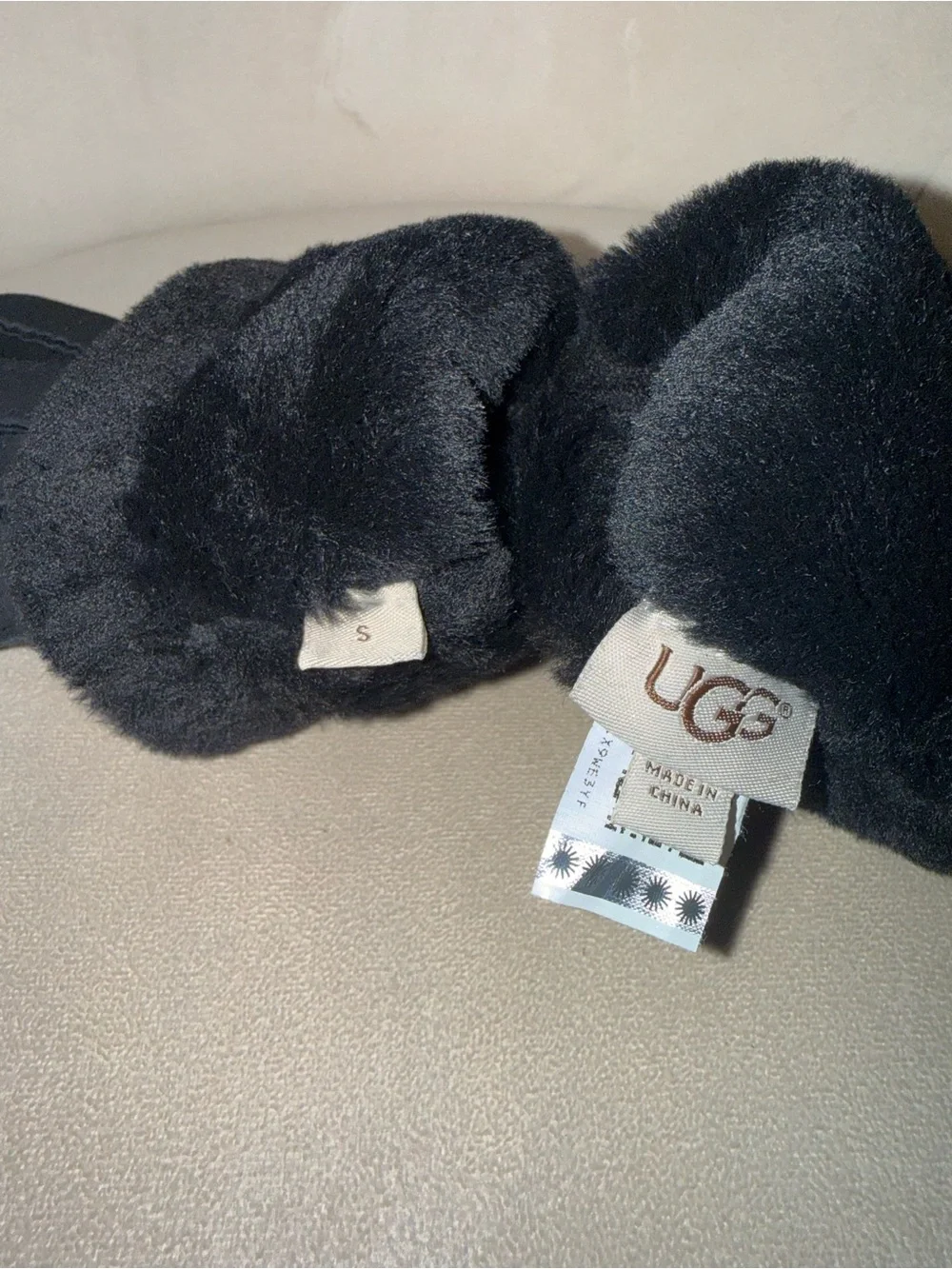 UGG single point